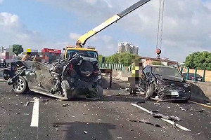 男子國1毒駕聯結車追撞8車10傷　南檢聲押獲准