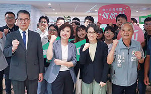 蕭美琴出席台中青年座談會 何欣純拋政見：當選即成立台中青年局