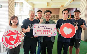 《小鴨把拔》版稅捐助社福公益　賴瑞隆：為高雄打造堅韌安全網