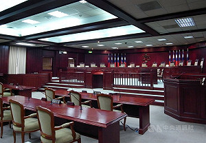 犯最重本刑死刑追訴時效變更案  憲法法庭下午宣判