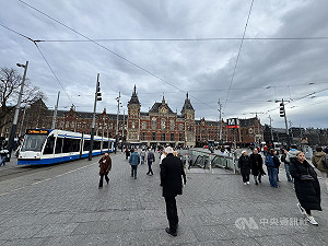 阿姆斯特丹因應觀光公害　旅遊稅研議提高至20%
