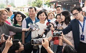 李四川喊停止負面選戰 蘇巧慧反擊：是誰每逢出事就拿我家人開刀