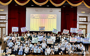 攜手均一平台推動AI教科書  黃偉哲：讓每個孩子找到最適合學習節奏