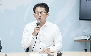 批陸委會查處饒慶鈴「太離譜」　黃國昌酸：新系洪奇昌去就健康交流