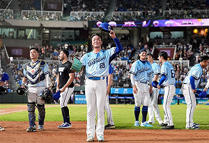 唯一突破鈴木駿輔　陳晨威讚前隊友如山本由伸