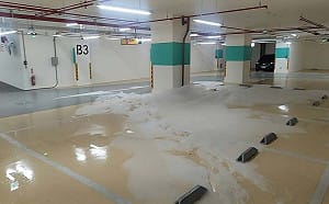 昨是內湖咕嚕咕嚕今換南港？  經貿社宅爆淹水災情電梯無法啟動