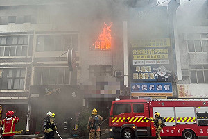 台南中西區店面3樓處起火　幸未釀傷亡