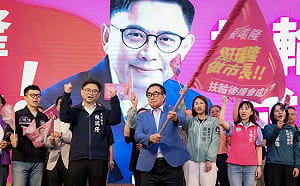 扶輪後援會成立    賴瑞隆獲肯定最具遠見格局