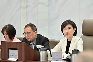 鄭麗君：拚來台旅客930萬人次　觀光產值9000億