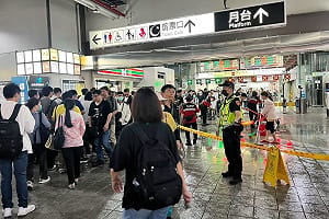 桃園火車站2樓餐飲店清晨火警　自動灑水撲滅無傷亡