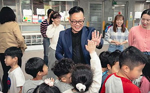 基隆虐兒案家長痛批市府處置  童子瑋怒：兩週時間無作為