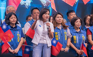 柯志恩鳳山後援會3千人擠爆    王金平讚：當選高雄市長前兆！
