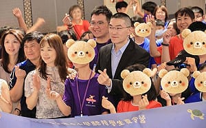 幼兒園集體虐童案週三宣布廢照 謝國樑臉書發文：痛心落淚