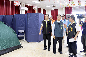 巴威颱風逼近 黃偉哲視察防颱整備 強化防災應變守護市民安全