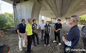 林俊憲林依婷會勘86快速道路橋下籃球場規劃  活化閒置空間打造全民運動環境