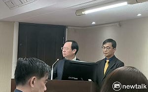 黃國昌爆食藥署長週五下台！姜至剛駁斥傳言　石崇良也否認