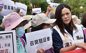 大林蒲遷村引爆藍綠攻防   議員參選人湯茹婷轟黃敬雅：空降還好意思選民代？