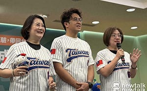 誰才問A答B？他點名沈伯洋「保立答B」 再揪3綠委當保母