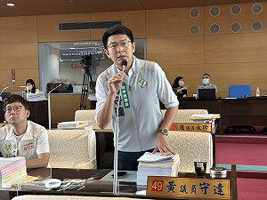 中市自行車道鋪面色塊混淆 黃守達要求市府跨局處盤點統一標線