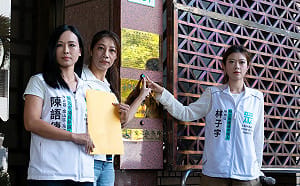 幫李四川助攻？ 白營小雞赴北檢告發沈發惠 原因與蘇巧慧「這事」有關...