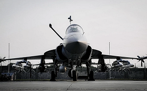 「巴鐵」轉手翻倍賺? 亞塞拜然買40JF-17「梟龍」戰機被狠削? 成本曝光