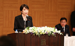 吐真言？ 高市早苗紀念式上堅持原則  但被問改「這東西」時納核武又這麼說...