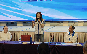 國民黨行動中常會前進屏東     鄭麗文：票投蘇清泉改變屏東未來  