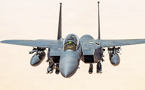 美軍F-15E戰機竟是這樣被擊落的！伊「無人機群」低成本防空網立大功