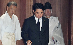 日本防衛大臣親赴靖國神社參拜 韓國政府怒了！ 更做出這「驚人之舉」...