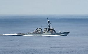 美驅逐艦班福特號南海故障全艦無電滯留4天  華盛頓號航艦打擊群「減配」援中東