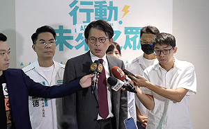 卓榮泰才稱遭刪預算、今赴屏東勘災　黃國昌酸：狠打自己一巴掌