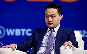 孫宇晨6千字爆景甜情史　私人飛機、豪宅全搬出！胡采蘋卻罵「窮逼」：背後另有目的