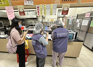 成淵高中國中部疑食物中毒！停業廠商仍供餐11校 再揪6校熱食部有缺失