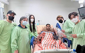 黑人陳建州病床多人探視！王力宏敢拿尿壺　醫驚：記得去洗手