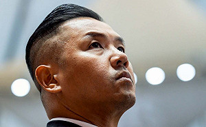 走過生死關頭！陳建州大病初癒重返球場 緊握林志傑自嘲「差點是最後一面」