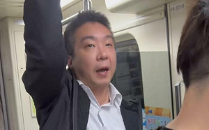 藍白粉咒沈伯洋女兒「遇到小燈泡」惹議！林男遭起底捷運飆罵綠全家死光光　乘客全看傻