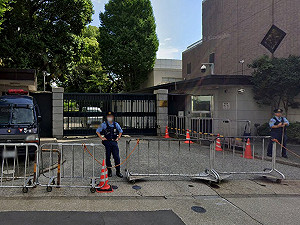「神明說日本被瞧不起派我去談判！」 前自衛隊員闖中國使館今首開庭