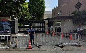 「神明說日本被瞧不起派我去談判！」  前自衛隊員闖中國使館今首開庭