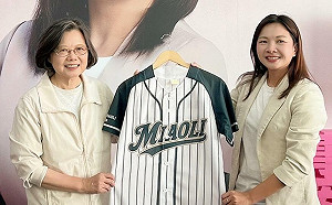 出訪前特赴苗栗！ 蔡英文與縣長候選人陳品安合體 更允任競總榮譽主委