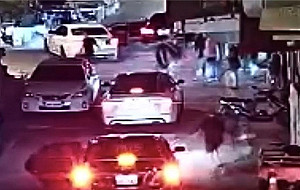 金門當街持刀追砍！20多人追殺1人 33歲主嫌羈押禁見