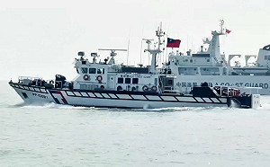 中國海警4艦「一路縱隊」侵擾金門限制水域  海巡巡防艇「一對一」近迫拒止