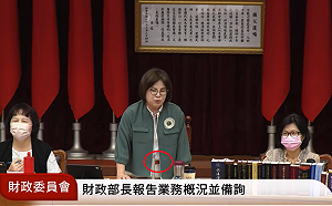 賴惠員教訓賈永婕要「穿得跟我們一樣純樸」　她腰上愛馬仕皮帶眾人傻眼