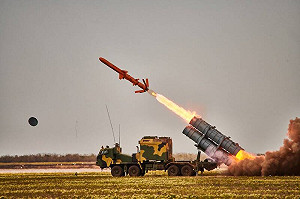 烏克蘭海王星飛彈又建功！ 夜襲俄空軍基地「擊損6架Su-34M戰鬥轟炸機」