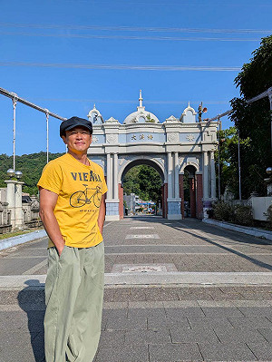 江宏恩唱《飛龍在天》力挺！沈伯洋秒變小迷弟：當年才叫萬人空巷
