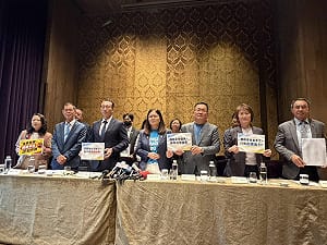 徐佳青慶生風波！記者追問公帑爭議 僑委提證據反嗆：不要誤導