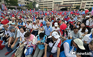 趙曉慧批蔣萬安競總僅2.5萬人 已失自信向黃國昌討救兵