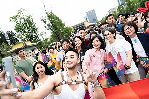 力挺性別平權！與蕭美琴出席同志遊行 蘇巧慧：平權需要所有人小心守護