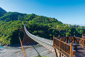 不用辛苦等接駁！19日起山川琉璃吊橋可折返