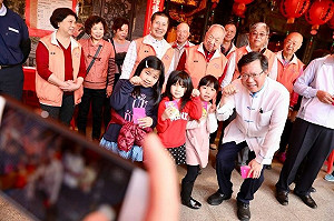 大溪中庄福德宮參香 鄭文燦：持續建設大溪