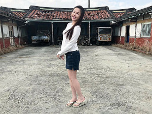 夜闖民宅毆警終於認罪了！李婉鈺向警察道歉